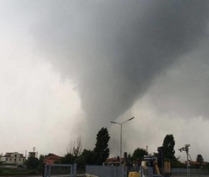 tornado-nel-veneziano-3bmeteo-65861